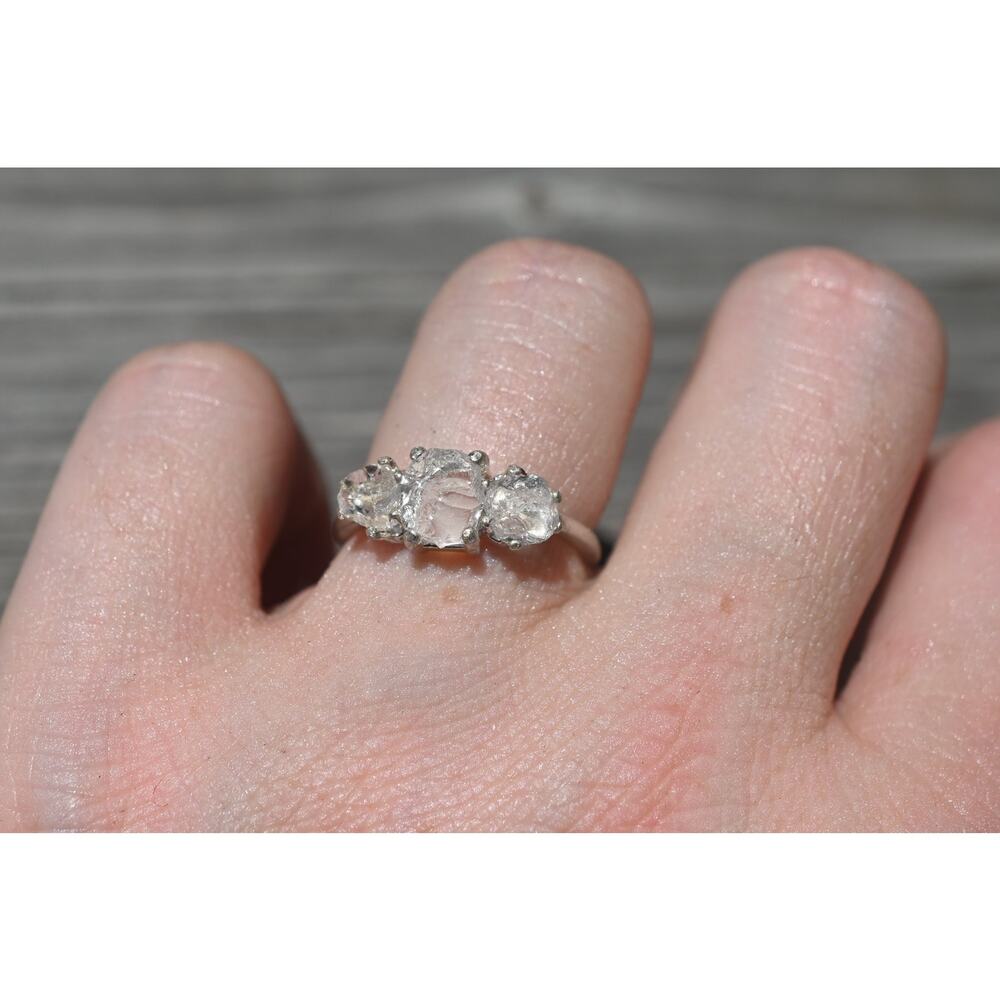 alternative raw diamond engagement rings, raw crystal size 4 5 6 7 8 8 9 10 11